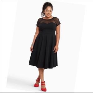 NWT Torrid SZ 16 Black Mesh Illusion Swing Dress